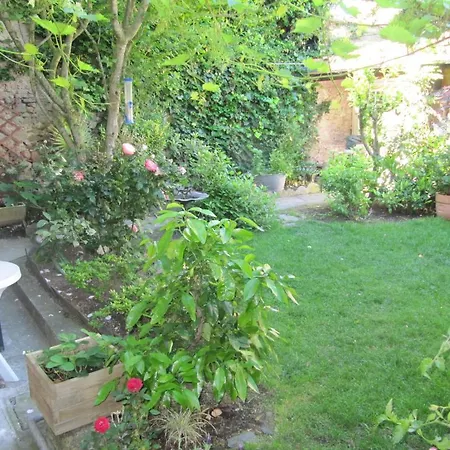 L'echappee Belle - Chambres D'hotes - Bed & Breakfast 3*